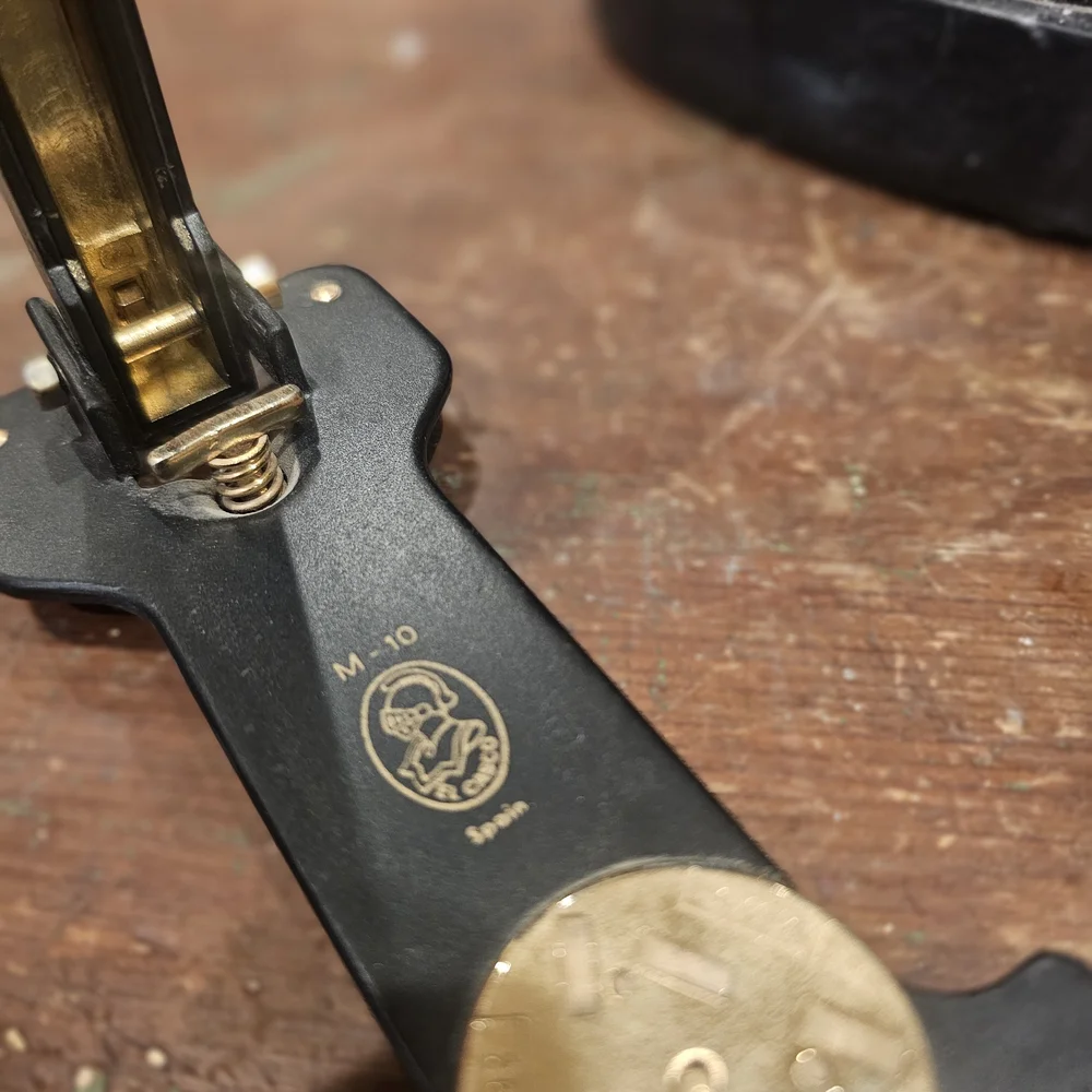 Vintage Black and Gold Stapler.. From SPAIN..beautifully made... - Picture 5 of 6